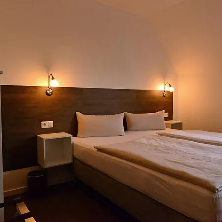 Weinert Garni Guest house 3*