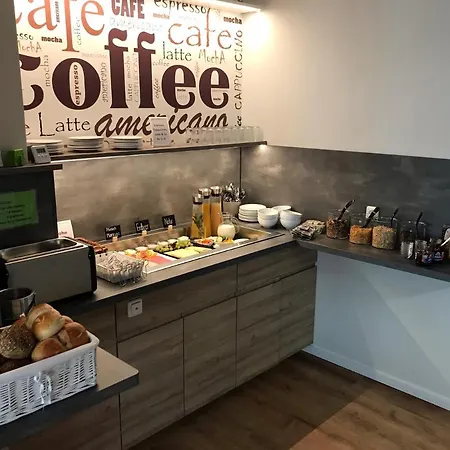 Weinert Garni 3* Neubrandenburg