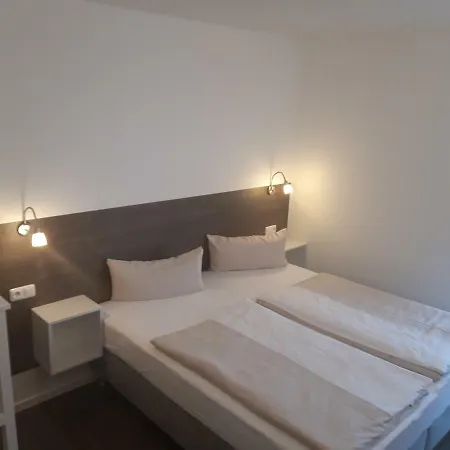 Weinert Garni 3*